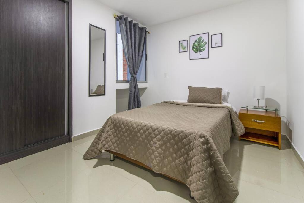 מדיין Amplio Apartamento En Calasanz - Estadio מראה חיצוני תמונה